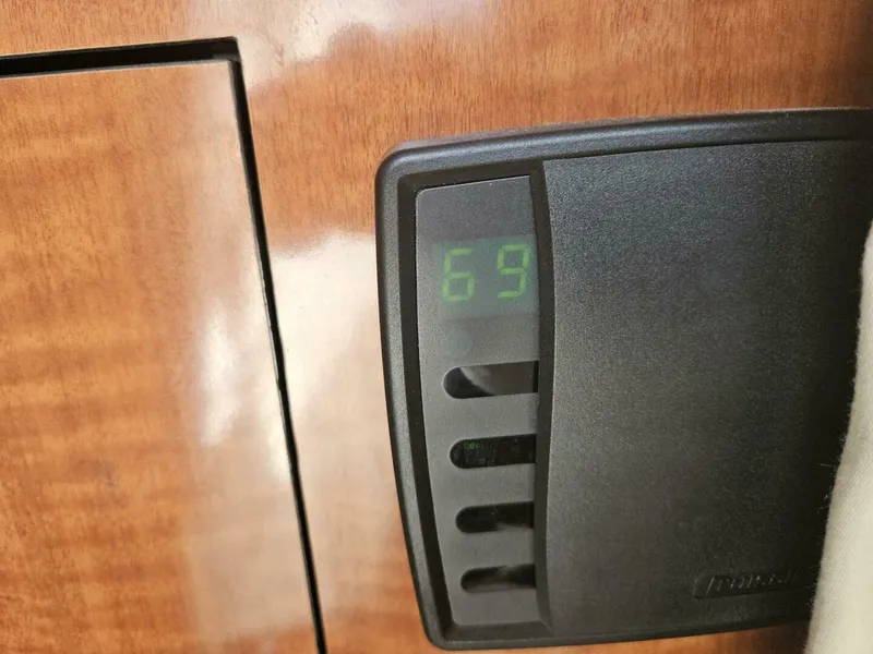 Slide: The Image of Sea Ray 28 2004 - 3871604