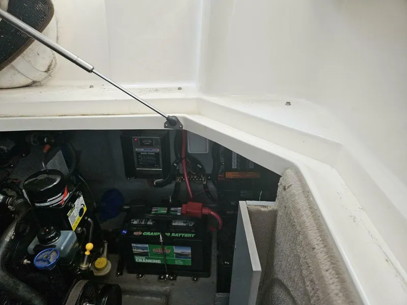 Slide: The Image of Sea Ray 28 2004 - 3871608