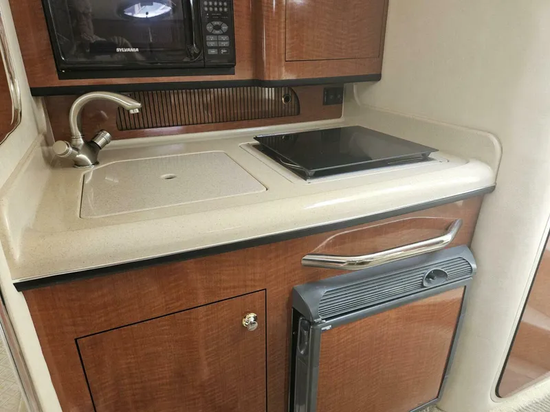 Slide: The Image of Sea Ray 28 2004 - 3871589