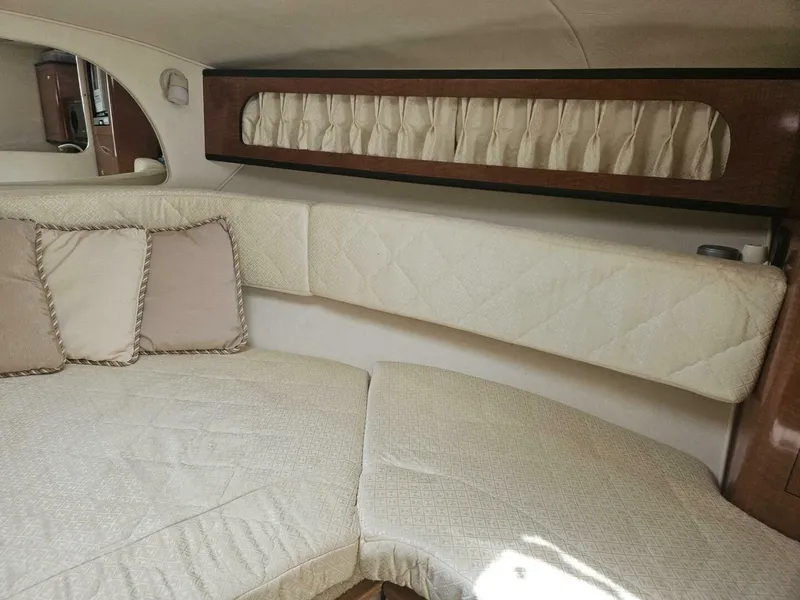 Slide: The Image of Sea Ray 28 2004 - 3871592