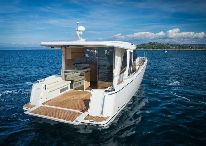 Slide: The Image of Greenline 39 Hybrid 2024 - 3872224