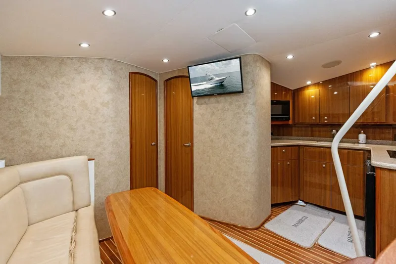 Slide: The Image of 2014 42 Viking Express - Mahirita Dinette - 4190098