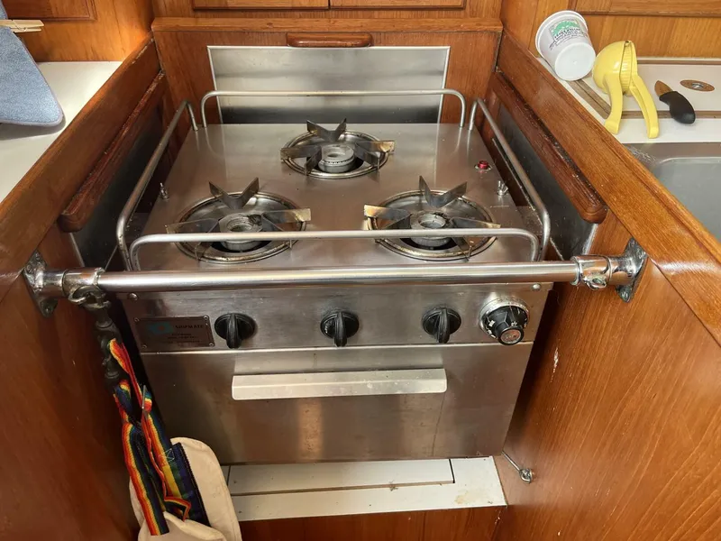 Slide: The Image of Bristol 38.8 1982 - 3874018