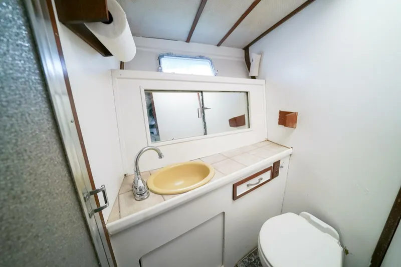 Slide: The Image of 1979 Trojan 45 Convertible Hook'em - 3875976