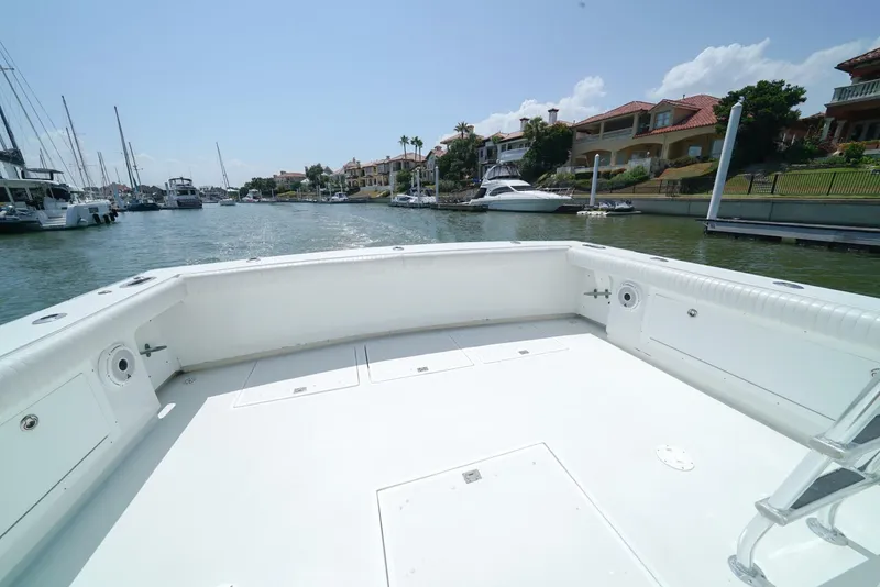 Slide: The Image of 1979 Trojan 45 Convertible Hook'em - 3876000