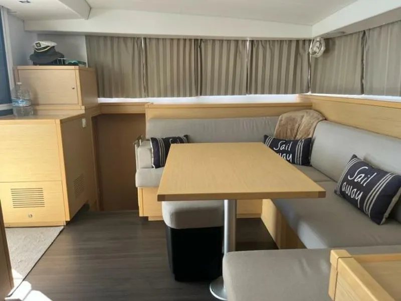 Slide: The Image of Lagoon 400 S2 2016 - 3876475