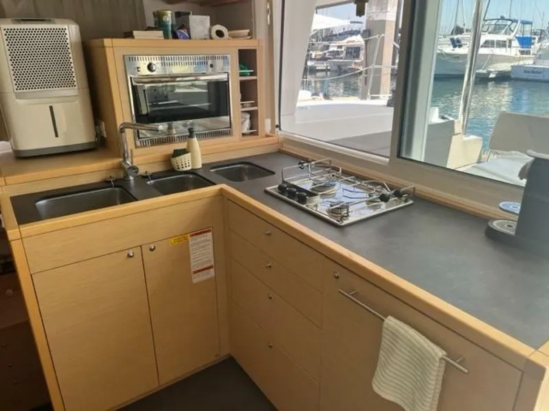 Slide: The Image of Lagoon 400 S2 2016 - 3876482