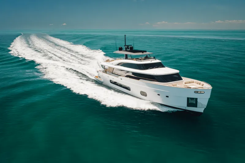Slide: The Image of Azimut MAGELLANO 25 METRI 2023 - 3876546