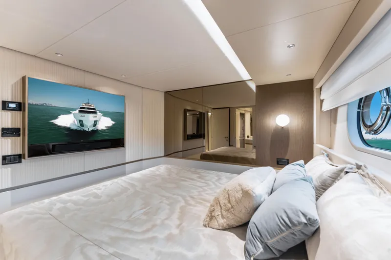 Slide: The Image of Azimut MAGELLANO 25 METRI 2023 - 3876554