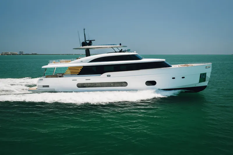 Slide: The Image of Azimut MAGELLANO 25 METRI 2023 - 3876537