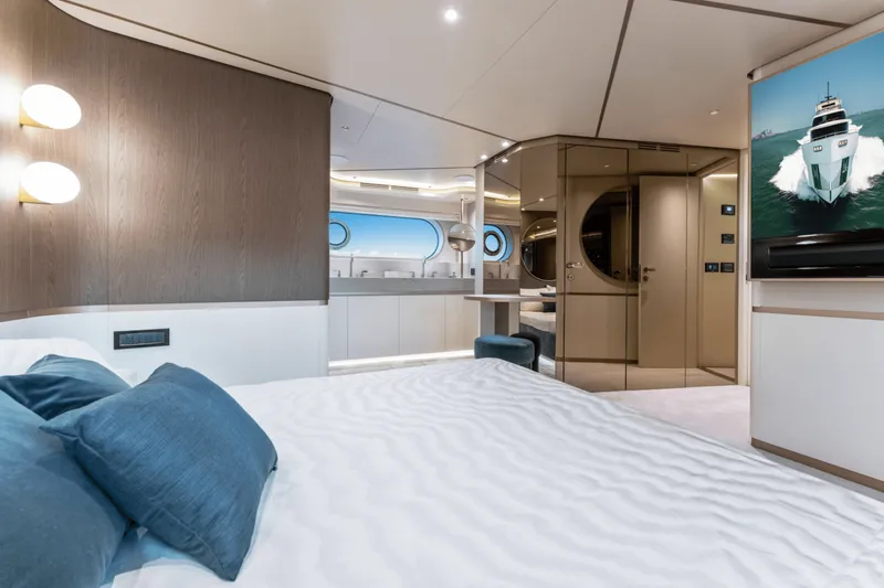 Slide: The Image of Azimut MAGELLANO 25 METRI 2023 - 3876566