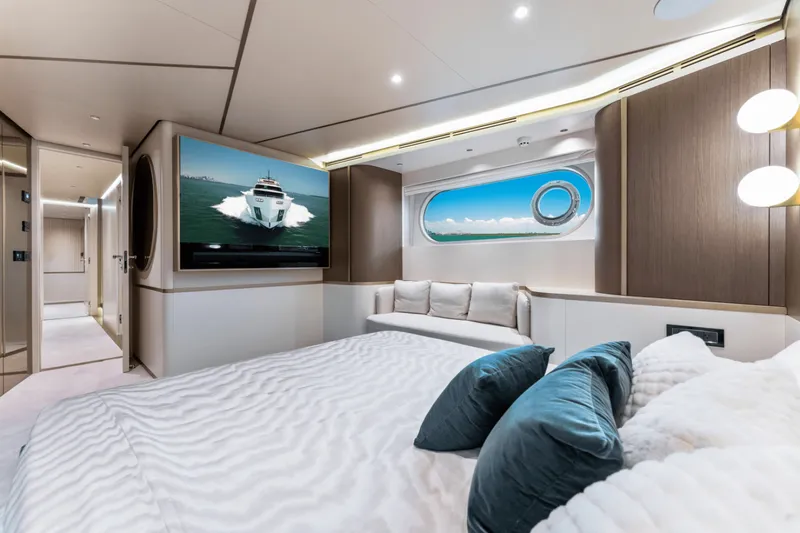 Slide: The Image of Azimut MAGELLANO 25 METRI 2023 - 3876569