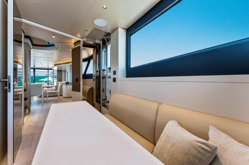 Slide: The Image of Azimut MAGELLANO 25 METRI 2023 - 3876594