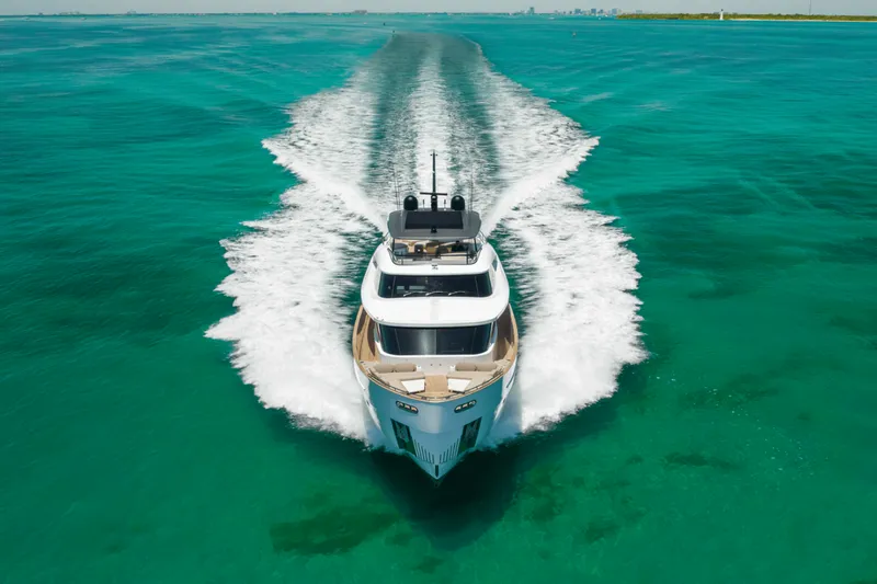 Slide: The Image of Azimut MAGELLANO 25 METRI 2023 - 3876544