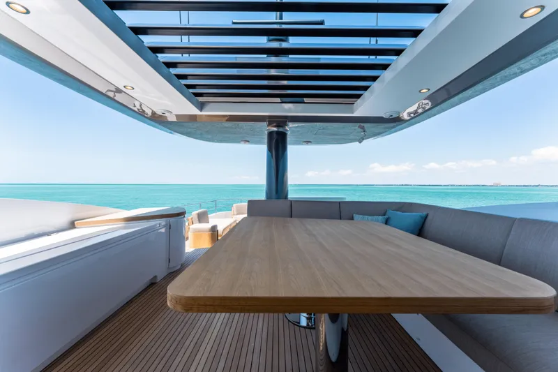 Slide: The Image of Azimut MAGELLANO 25 METRI 2023 - 3876625