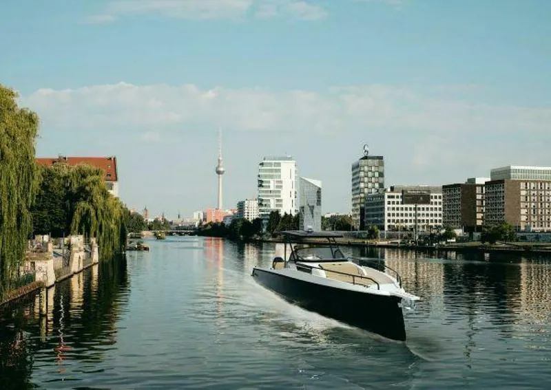 Slide: The Image of Ryck 280 2024 - 3878435