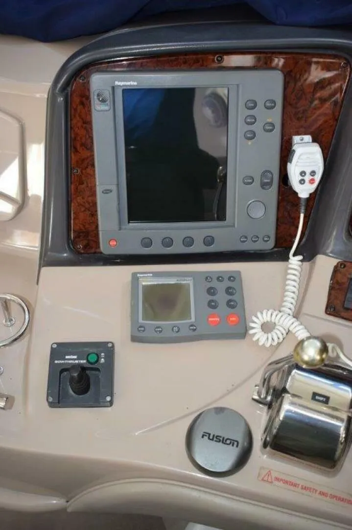 Slide: The Image of Sea Ray Sundancer 2003 - 3883540