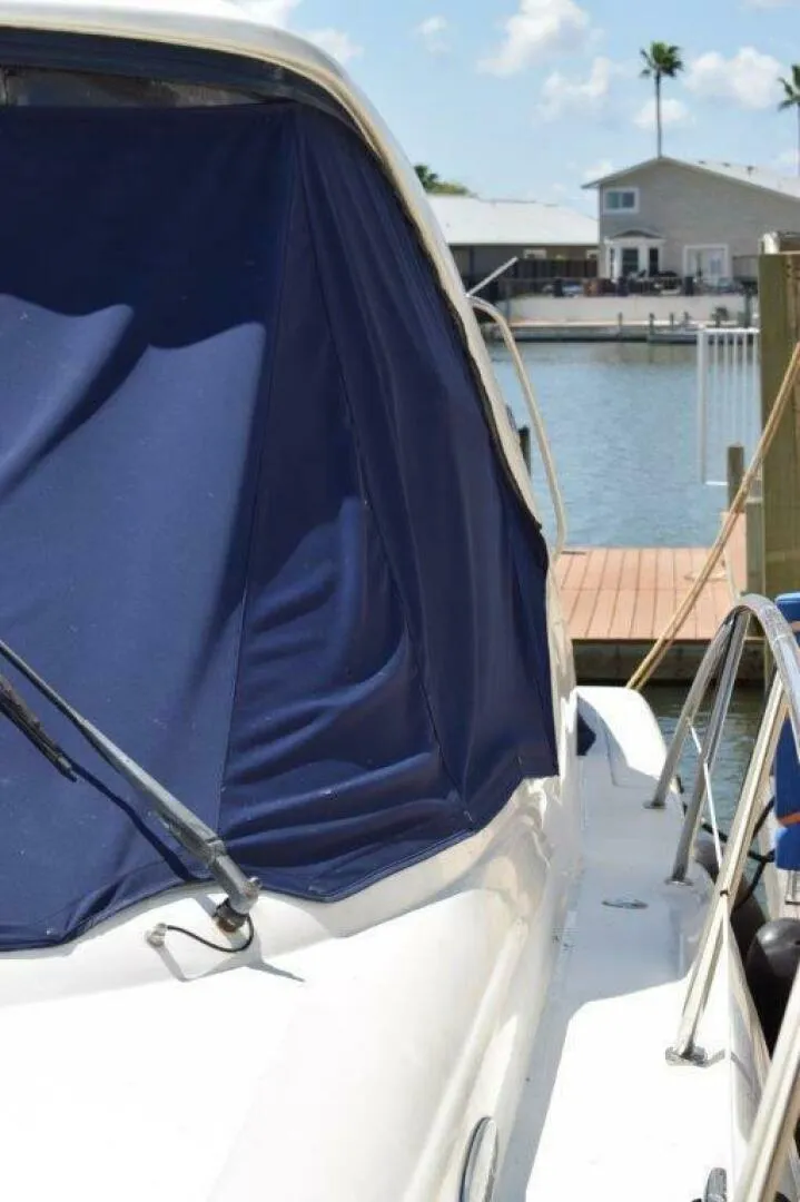 Slide: The Image of Sea Ray Sundancer 2003 - 3883570