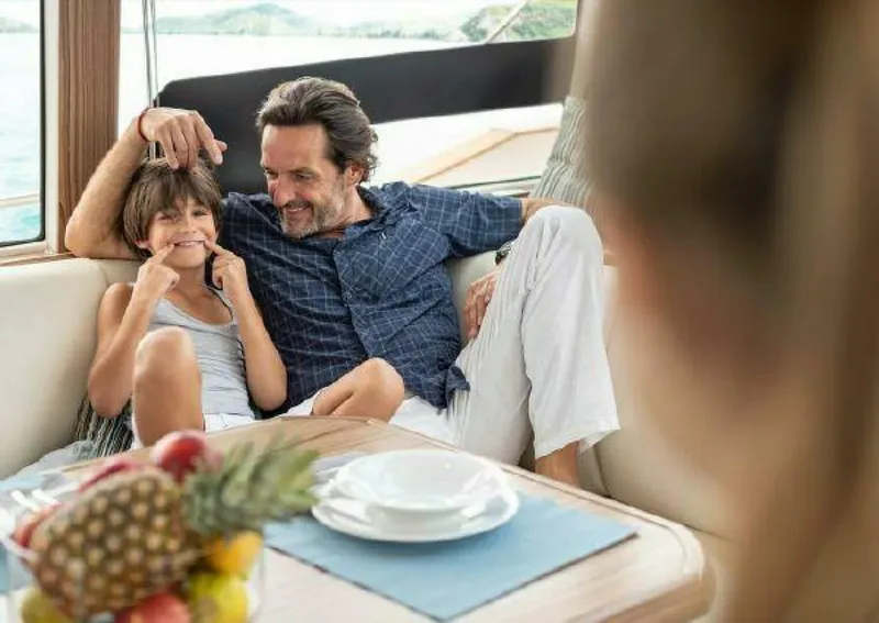 Slide: The Image of Greenline 40 2025 - 3882383