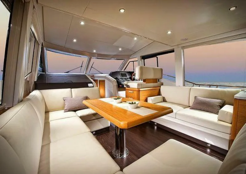 Slide: The Image of Greenline 48 Fly 2027 - 3883883