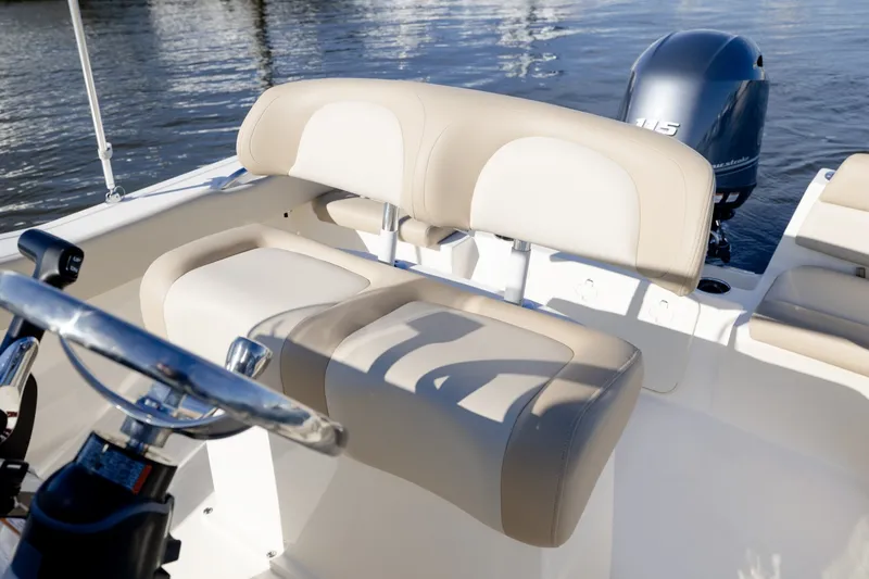 Slide: The Image of Scout 195 Sportfish 2026 - 8035004