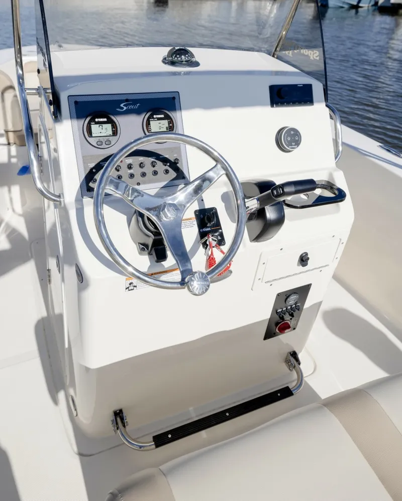 Slide: The Image of Scout 195 Sportfish 2026 - 8035001