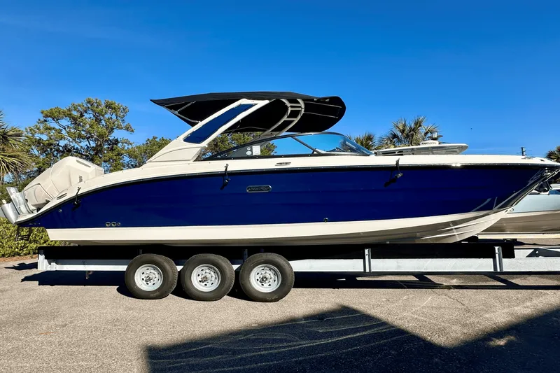 The Image of Sea Ray SDX 270 Outboard 2025 - 0