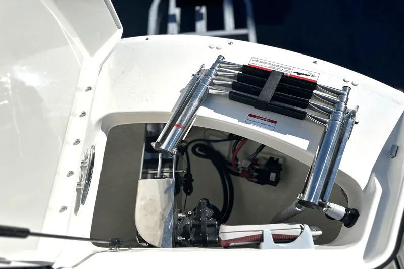 Slide: The Image of Sea Ray SDX 270 Outboard 2025 - 26