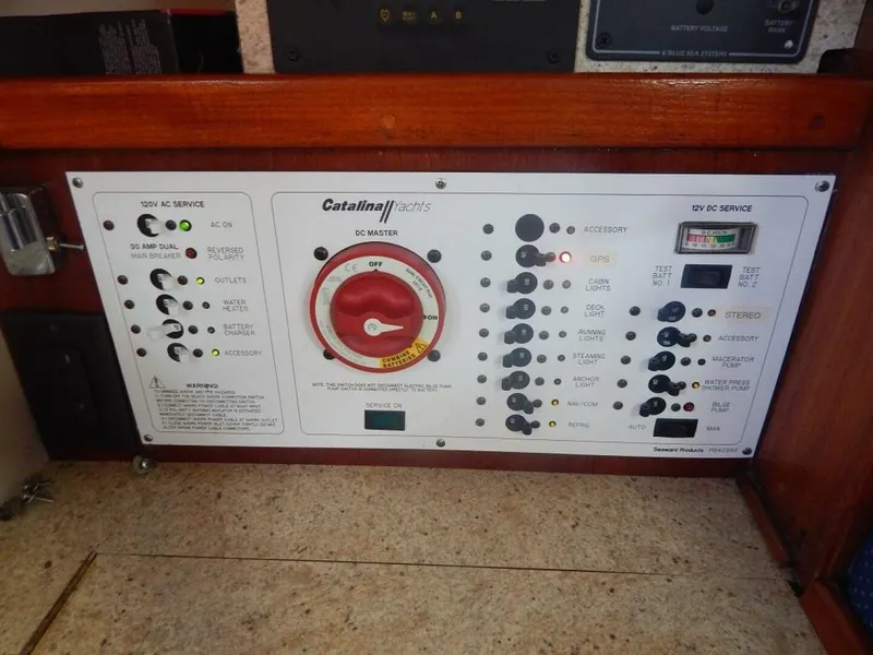 Slide: The Image of Catalina 34 1986 - 4221866