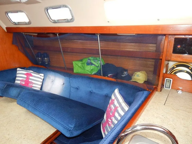 Slide: The Image of Catalina 34 1986 - 4221875