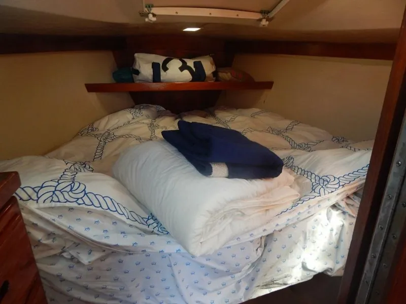 Slide: The Image of Catalina 34 1986 - 4221861