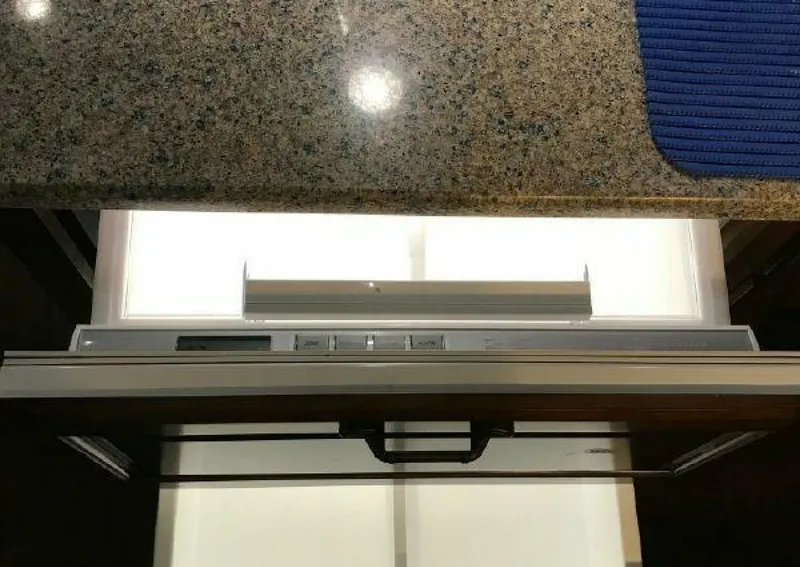 Slide: The Image of Sumerset Houseboat 2017 - 3889575