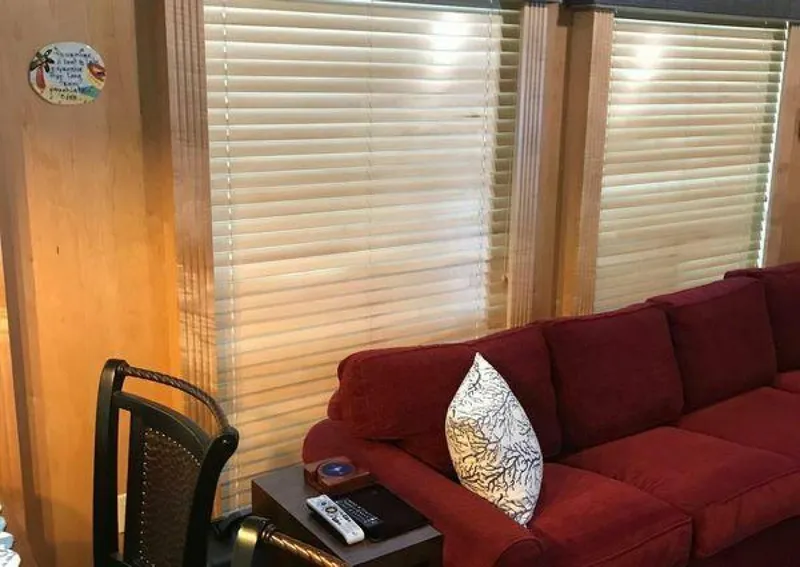 Slide: The Image of Sumerset Houseboat 2017 - 3889580