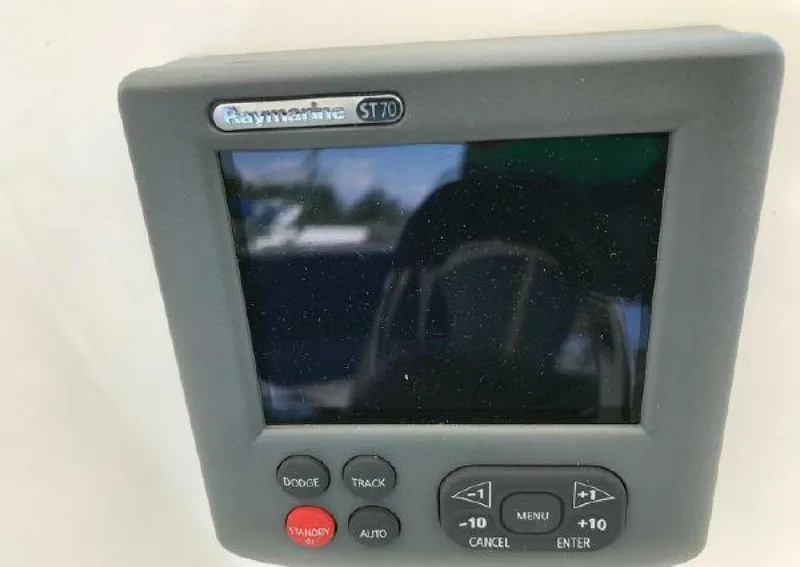 Slide: The Image of Sumerset Houseboat 2017 - 3889407