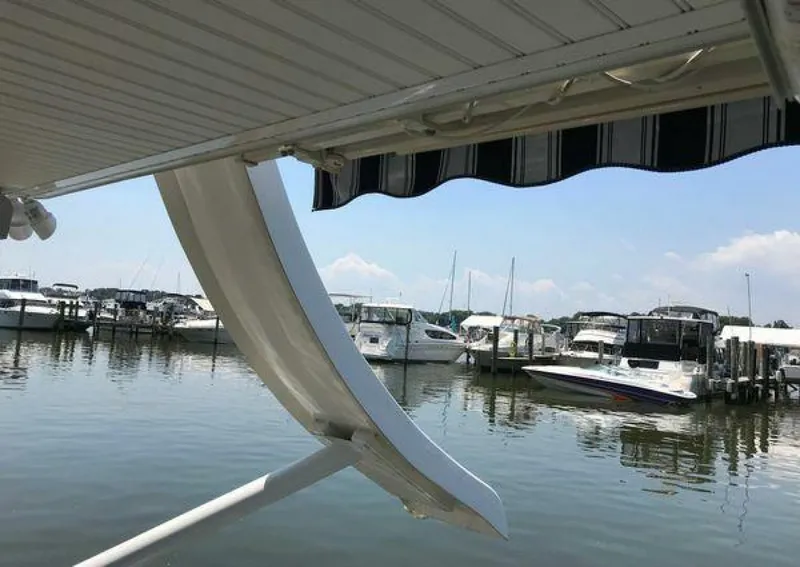 Slide: The Image of Sumerset Houseboat 2017 - 3889505