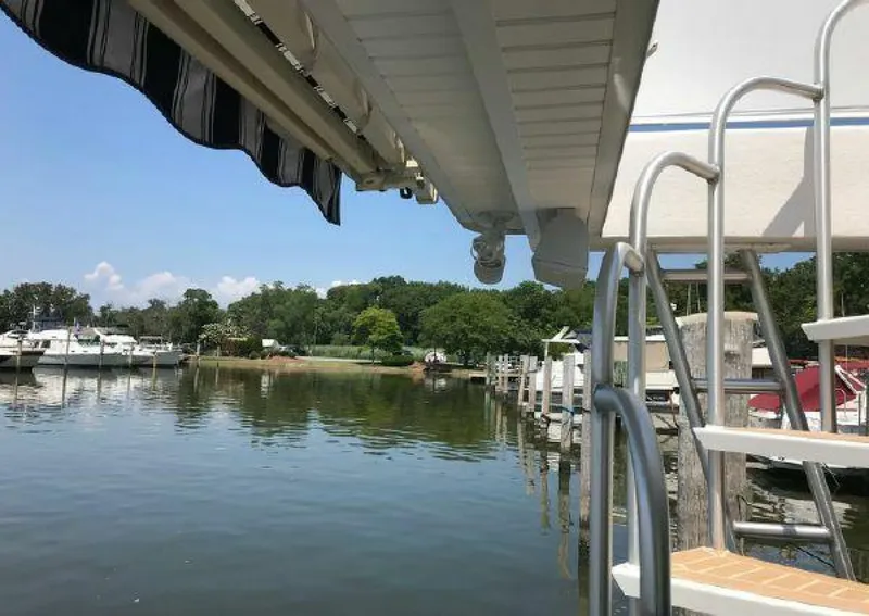 Slide: The Image of Sumerset Houseboat 2017 - 3889507