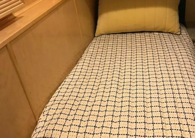 Slide: The Image of Sumerset Houseboat 2017 - 3889543