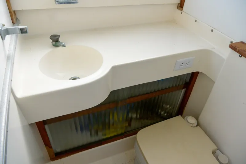 Slide: The Image of Head sink  - 6055757