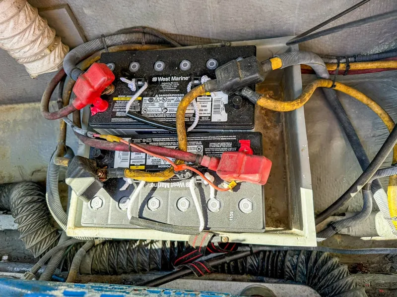 Slide: The Image of Battery box close up  - 6055768