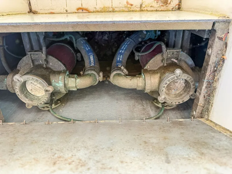 Slide: The Image of Raw water engine intake - 6055780