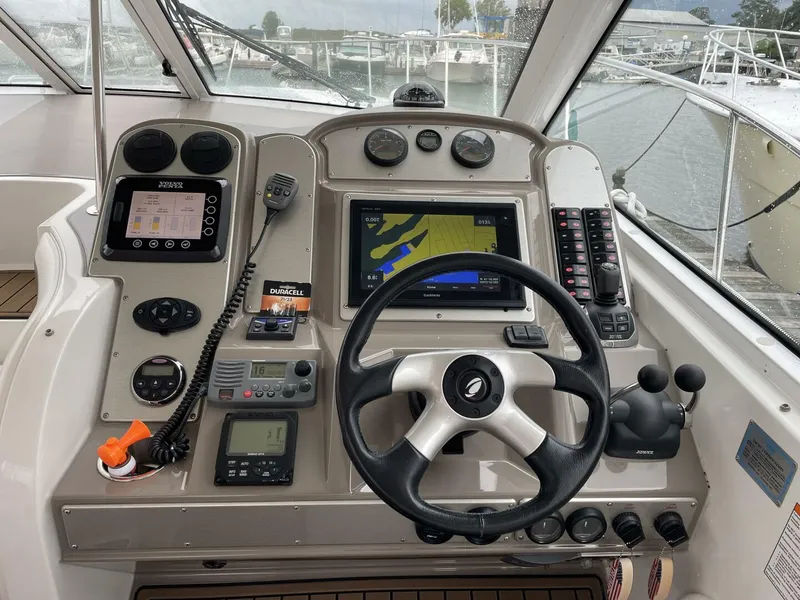 Slide: The Image of Cruisers Yachts 390 Sports Coupe 2008 - 3896141