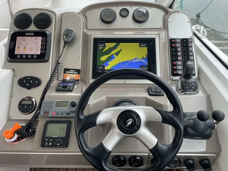 Slide: The Image of Cruisers Yachts 390 Sports Coupe 2008 - 3896142