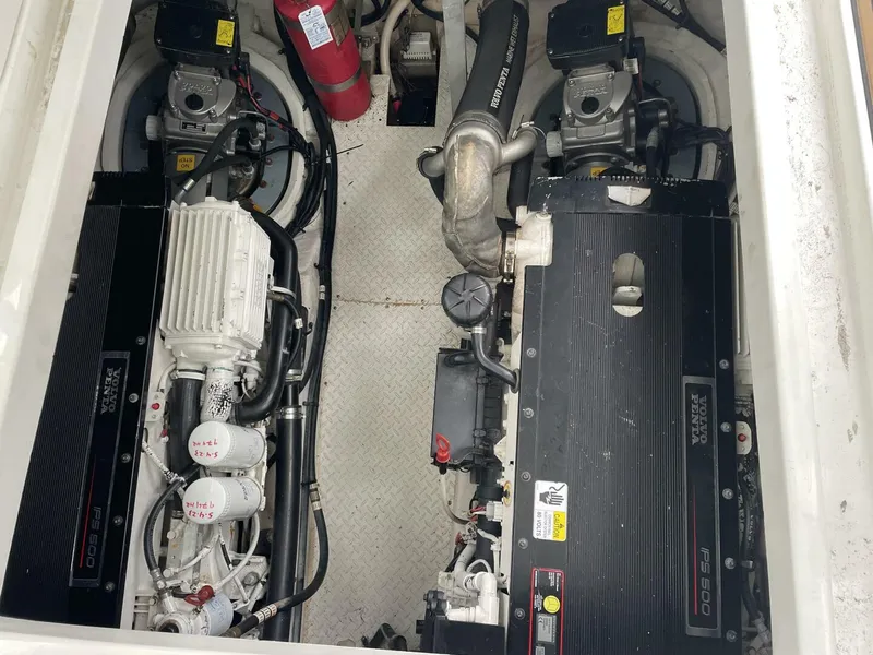 Slide: The Image of Cruisers Yachts 390 Sports Coupe 2008 - 3896119