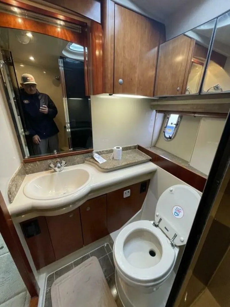 Slide: The Image of Cruisers Yachts 390 Sports Coupe 2008 - 3896173