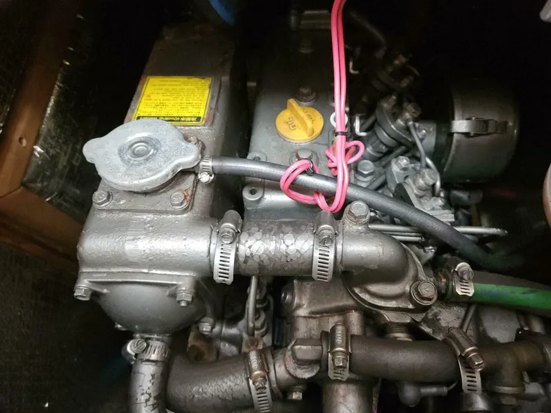 Slide: The Image of Hunter 336 1996 - 3938347