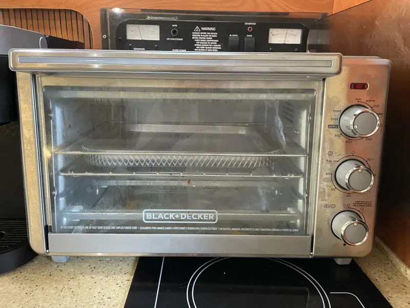 Slide: The Image of Rinker Express Cruiser 2006 - 3900600