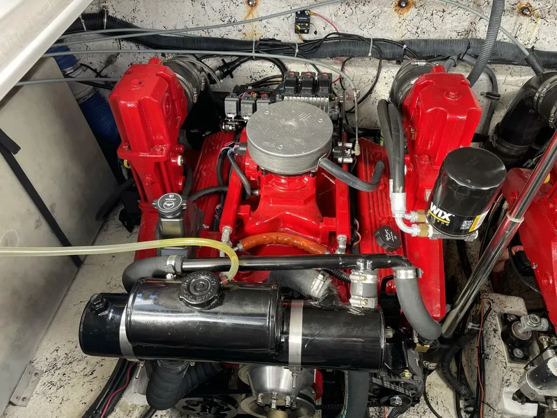 Slide: The Image of Rinker Express Cruiser 2006 - 3900544