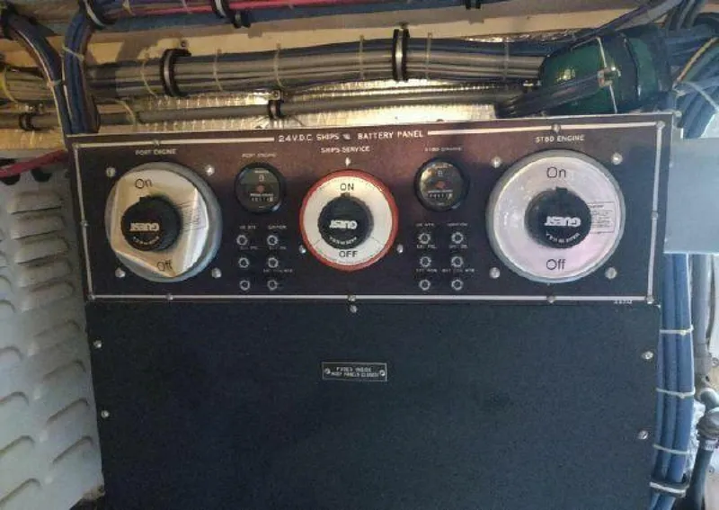 Slide: The Image of Hatteras 50' Sport Deck 1996 - 3901336