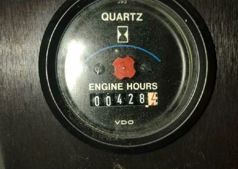 Slide: The Image of Hatteras 50' Sport Deck 1996 - 3901337