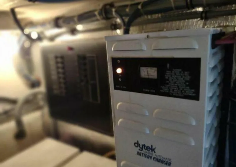 Slide: The Image of Hatteras 50' Sport Deck 1996 - 3901339